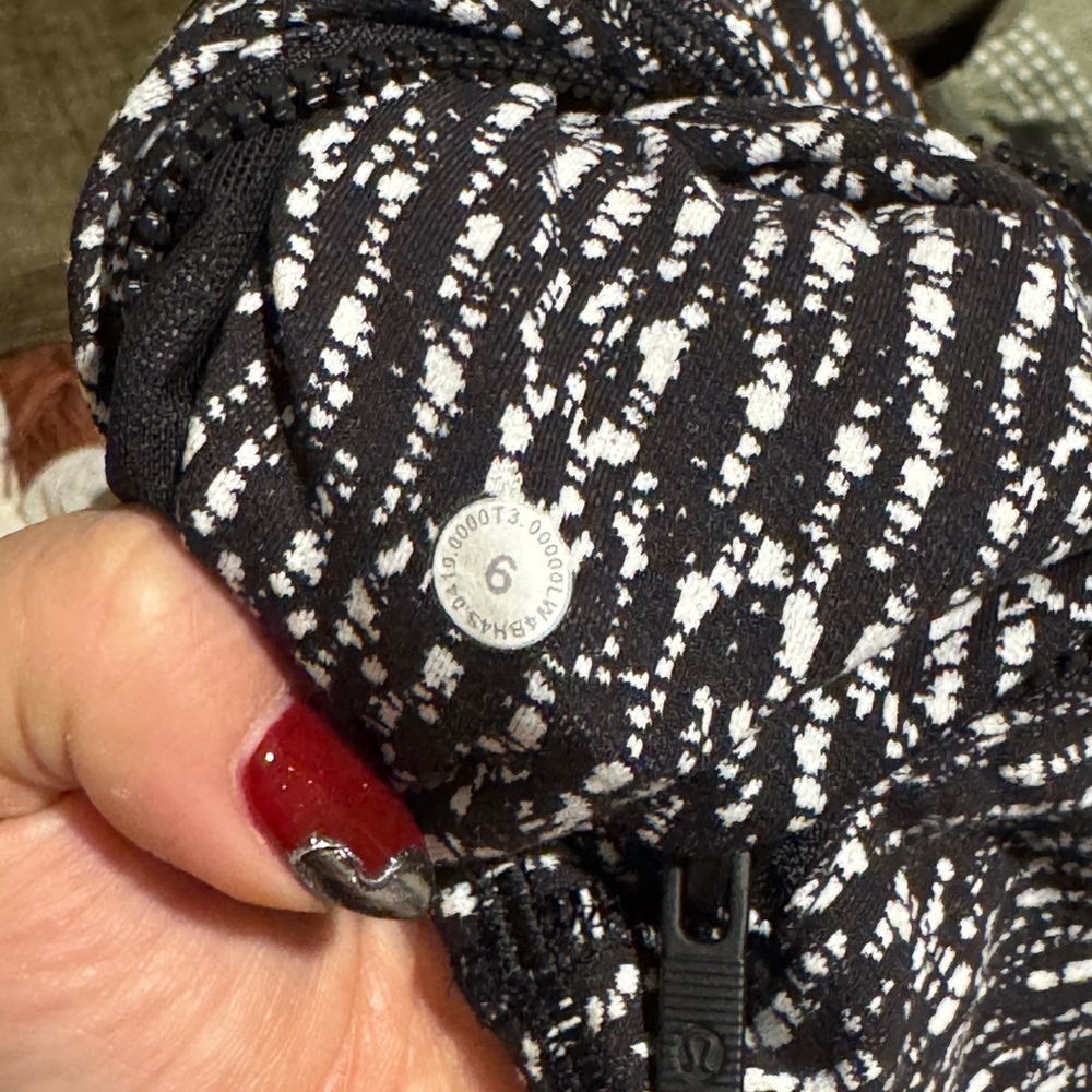 Lululemon Define Jacket - Picture 3 of 3